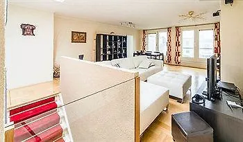Hotel Kerkstraat Experience 4*